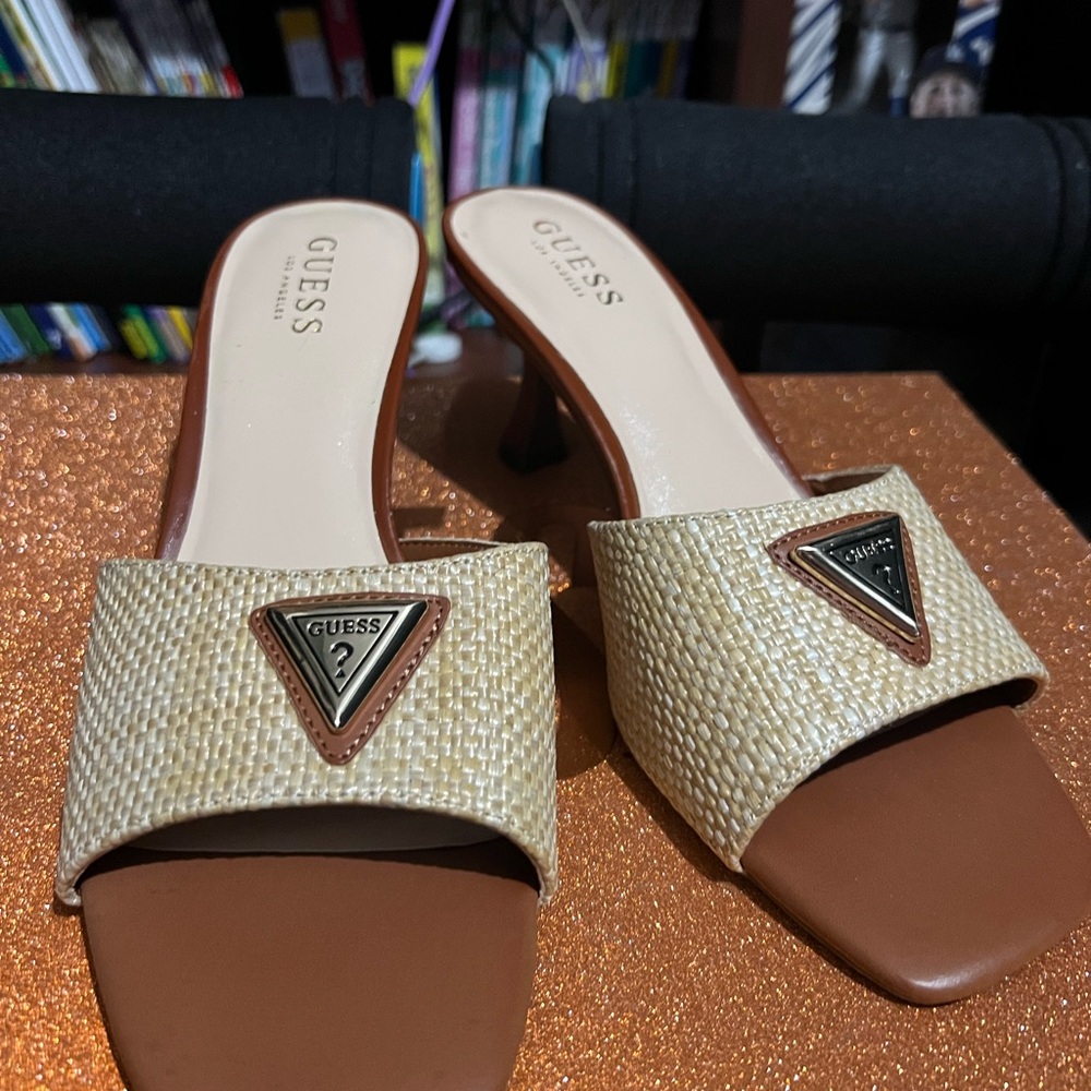 Guess Women's Tan and Cream Heeled Slides